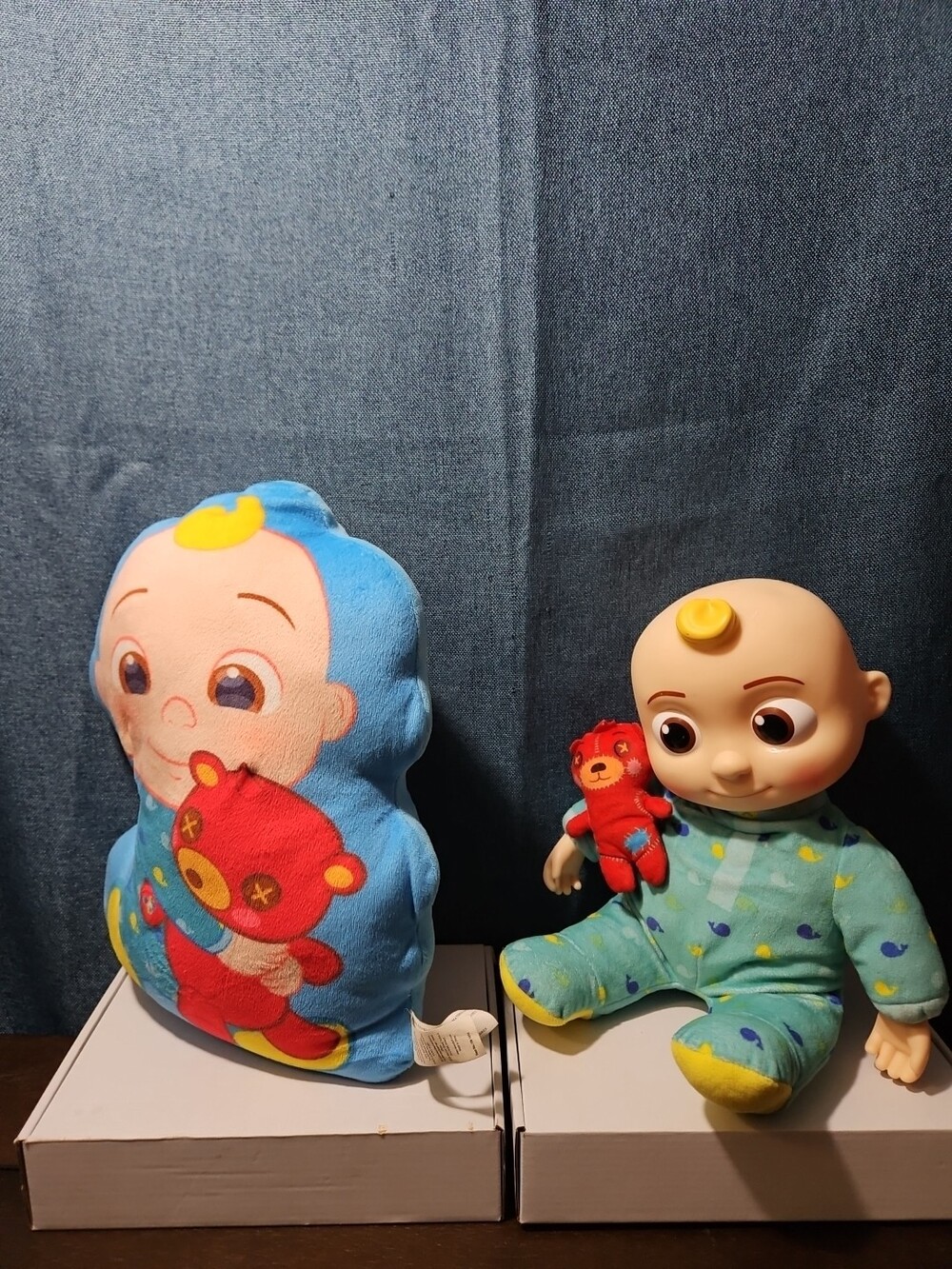 CoComelon Toy Box Musical Bedtime JJ Doll Plush Pillow 4 Mini Vehicles Jazwares - Picture 12 of 16